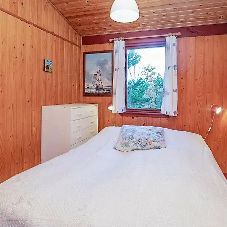 Vakantiehuis Stunning Holiday Home In Ulfborg With Whirlpool Sønder Nissum