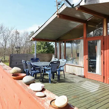 Stunning Holiday Home In Ulfborg With Whirlpool Sønder Nissum